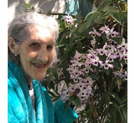 SEBASTIANA MANDRIK DE JESUS