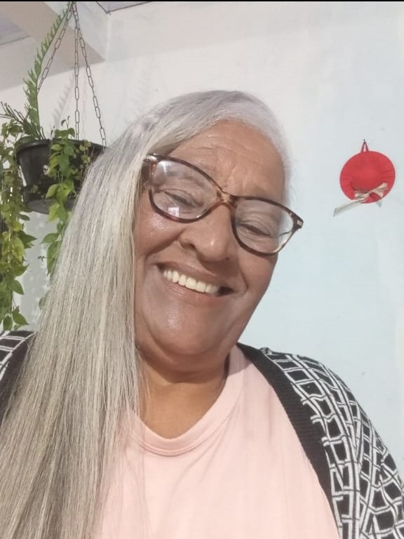 HELENA CÂNDIDO RODRIGUES