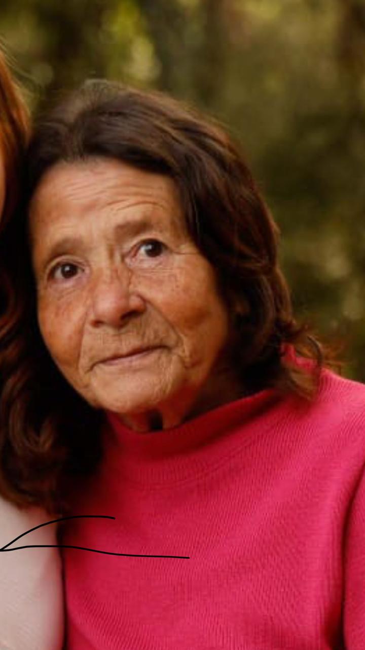 JOSEFA  GLORIA LESNIOVIES