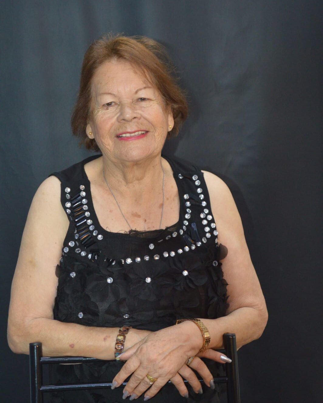 ELVIRA NEVES DE BARROS