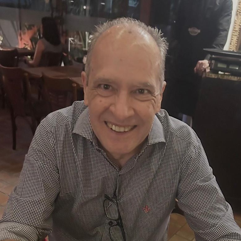 AYRTON LUIZ TORRICILLAS MACHADO