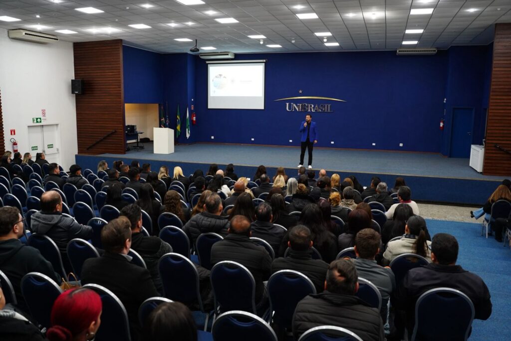 Ezequiel Silva Palestra Público