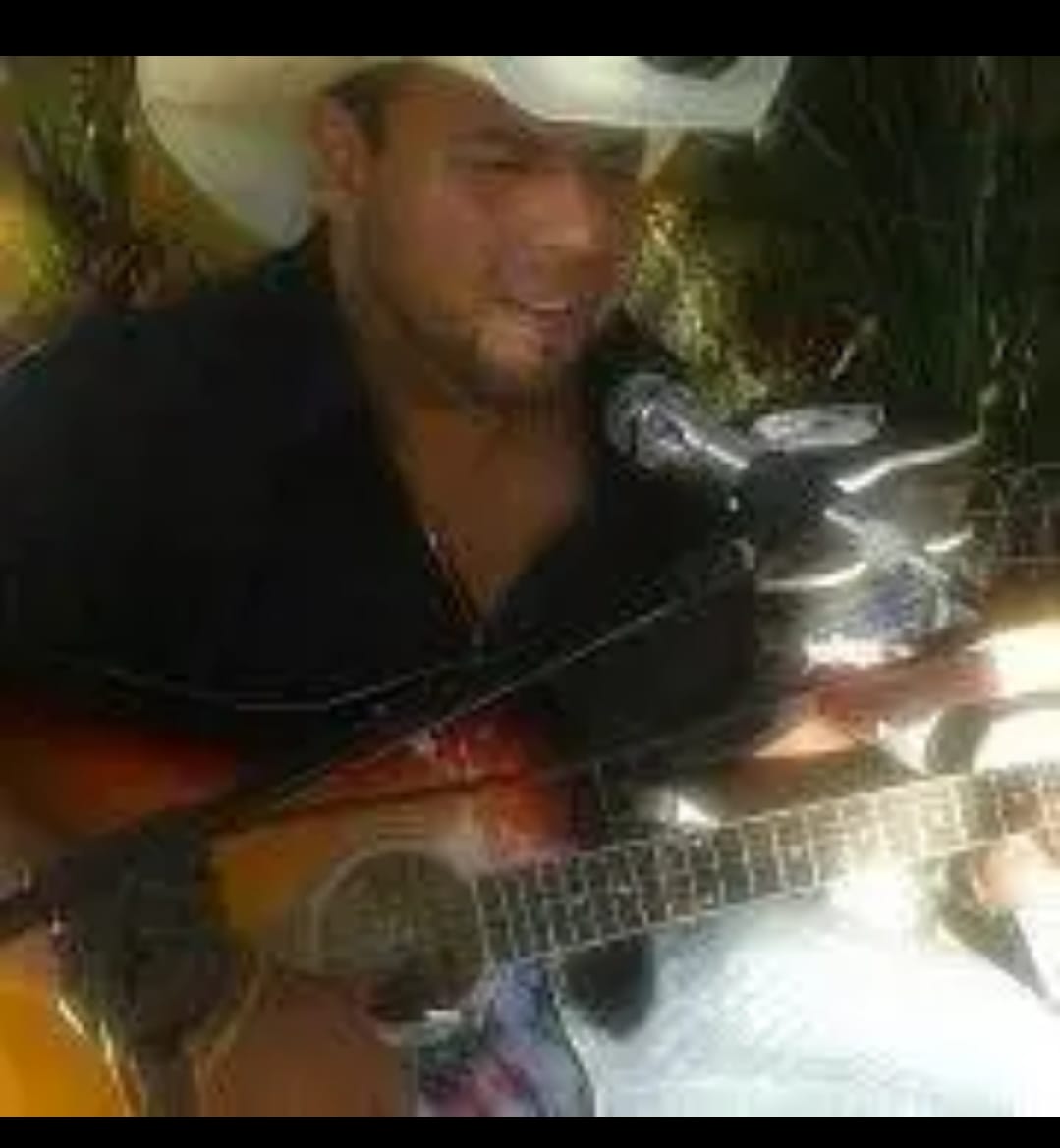 LEANDRO VILELLA ARRUDA