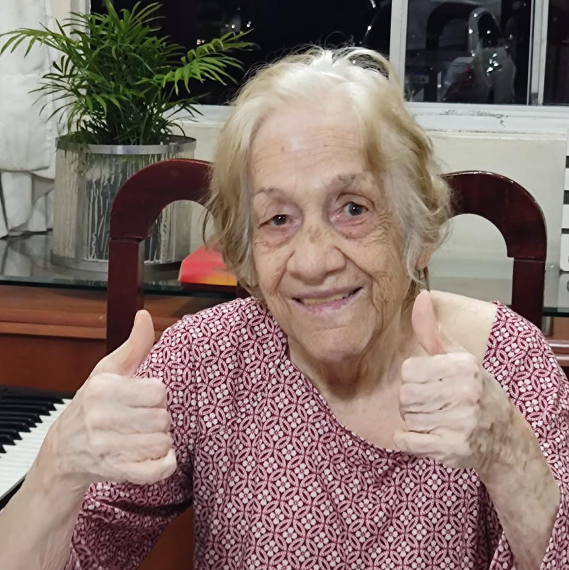 MARIA DO CARMO GALLOTTI DE MIRA