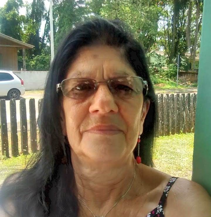 MARIA HELENA LACHI
