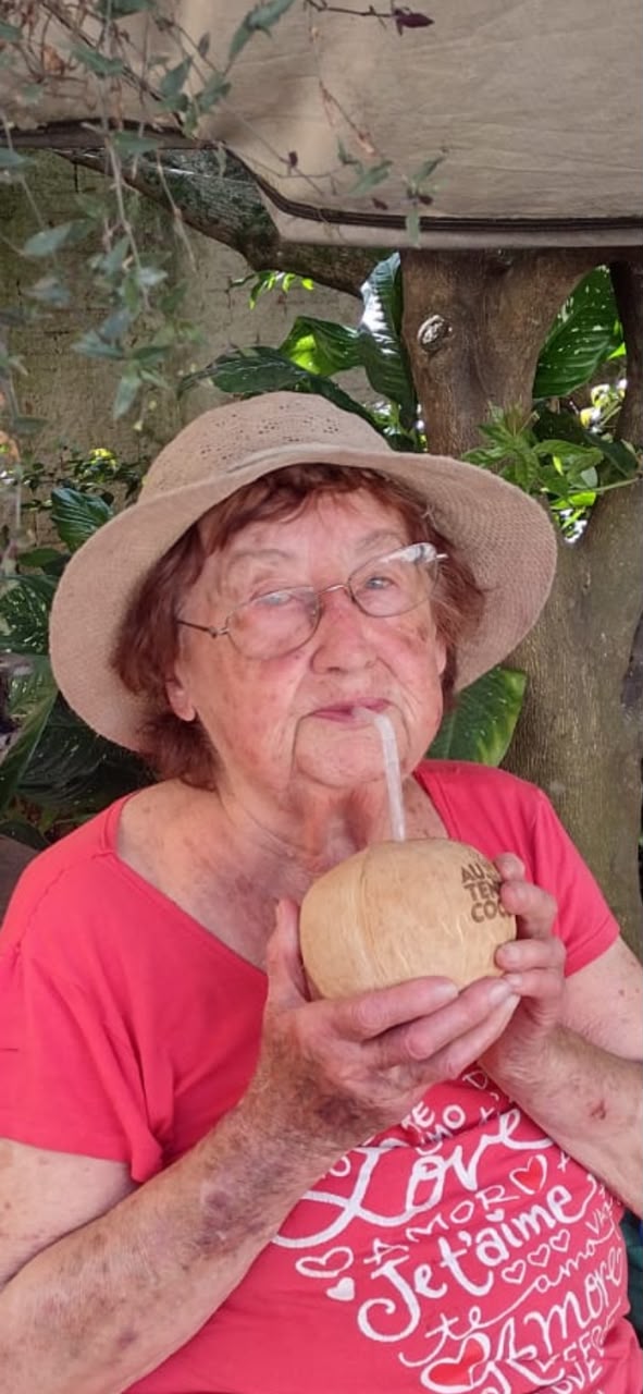 LUCIA DURAU LOURENÇO