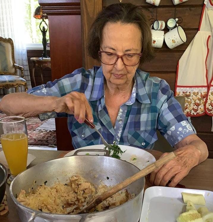 ADÉLIA RIBEIRO DE SOUZA